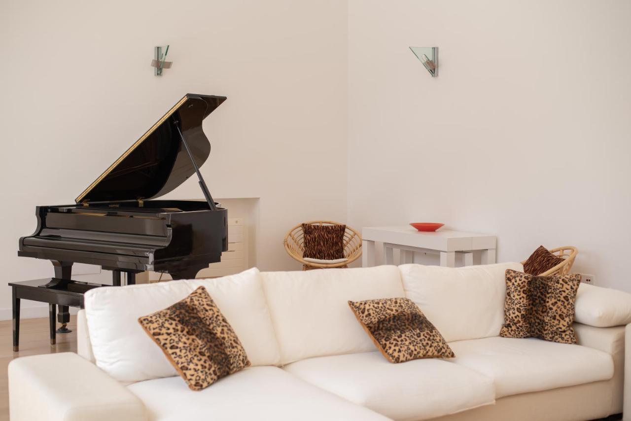 Relais Villa Magnolia Конверсано Екстериор снимка
