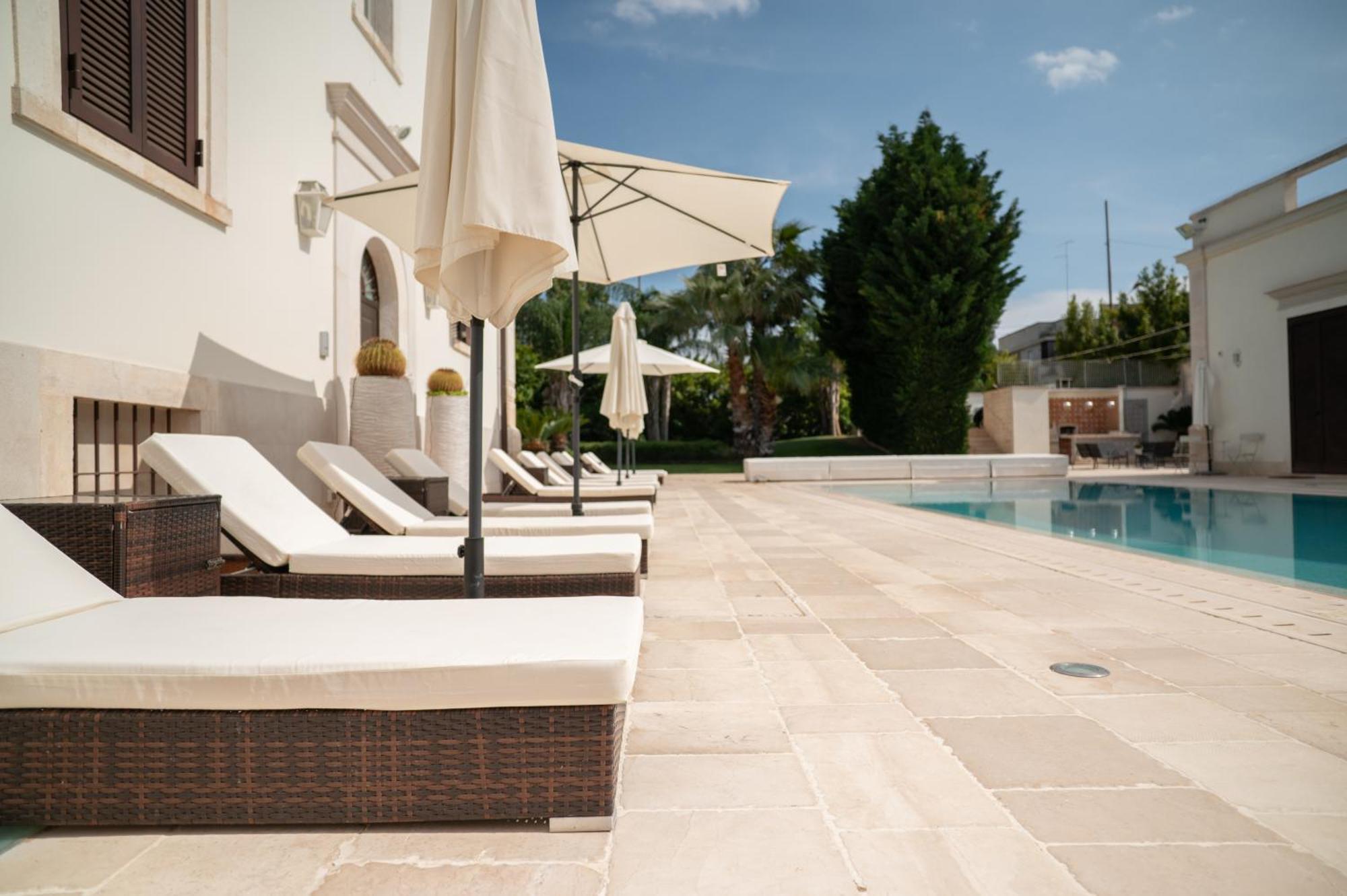 Relais Villa Magnolia Конверсано Екстериор снимка